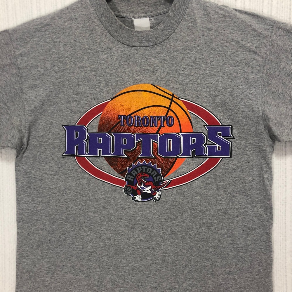 Toronto Raptors‎ Vintage Single Stich T-Shirt Vintage NBA Basketball Graphic Tee